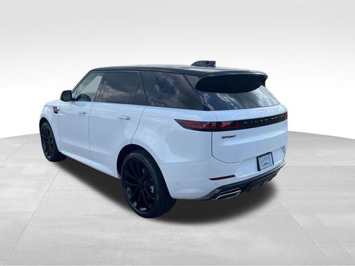 Ostuni Pearl Wht Prem Met 2026 Land Rover Range Rover Sport SE