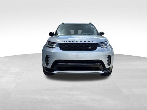2024 Land Rover Discovery P300 Dynamic SE