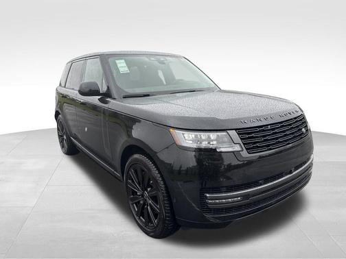 2025 Land Rover Range Rover P550e SE