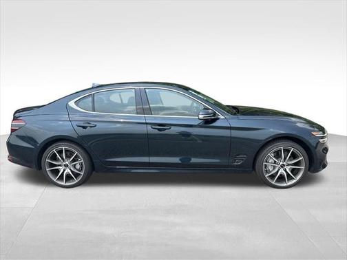 2025 Genesis G70 2.5T AWD