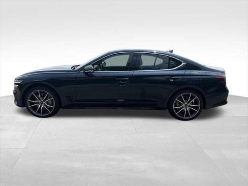 2025 Genesis G70 2.5T AWD