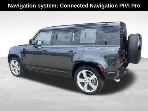 2025 Land Rover Defender X-Dynamic SE