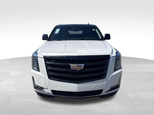 2018 Cadillac Escalade Luxury