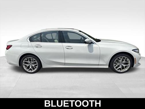 2025 BMW 330 i xDrive