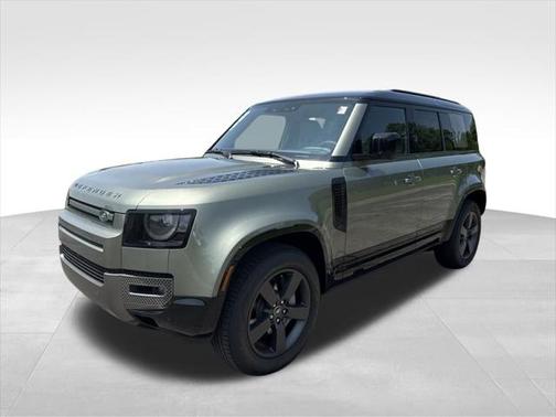 2025 Land Rover Defender 110 P400 X-Dynamic SE