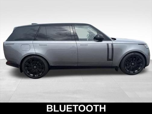 2025 Land Rover Range Rover P530 SE 7 Seat