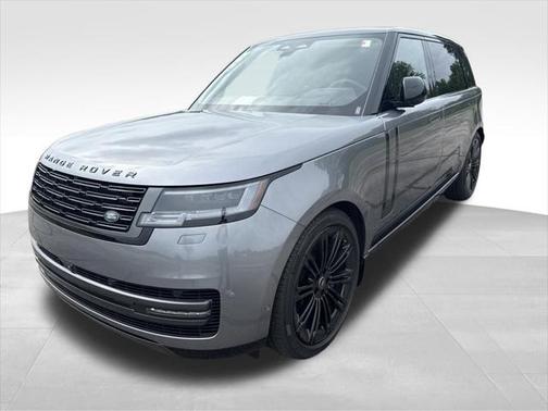 2025 Land Rover Range Rover P530 SE 7 Seat