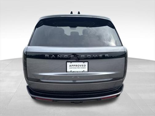 2025 Land Rover Range Rover P530 SE 7 Seat