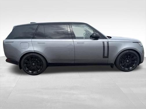 2025 Land Rover Range Rover P530 SE 7 Seat