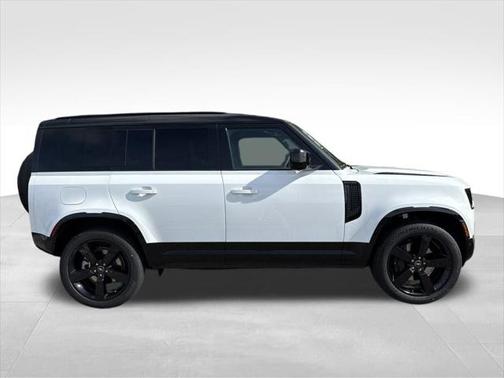 2025 Land Rover Defender 110 P400 X-Dynamic SE