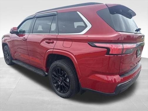 2024 Toyota Sequoia SR5
