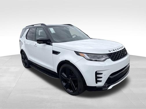 Fuji White 2025 Land Rover Discovery P360 Dynamic SE