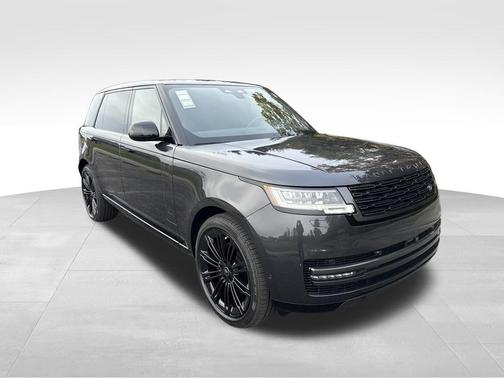 2025 Land Rover Range Rover P400 SE 7 Seat