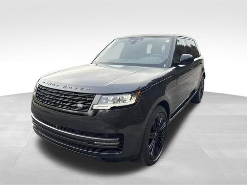 2025 Land Rover Range Rover P400 SE 7 Seat