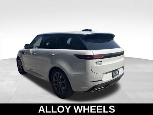 2024 Land Rover Range Rover Sport SE