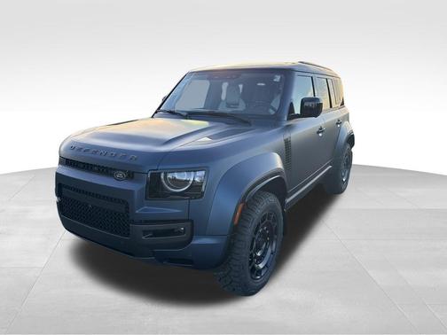 2026 Land Rover Defender 110 V8