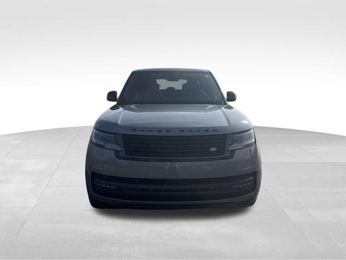 2026 Land Rover Range Rover P400 SE