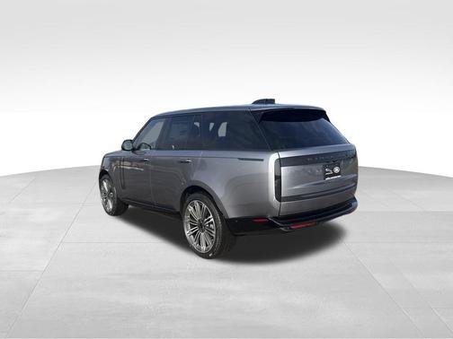 2026 Land Rover Range Rover P400 SE
