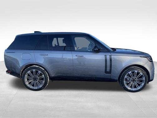 2026 Land Rover Range Rover P400 SE