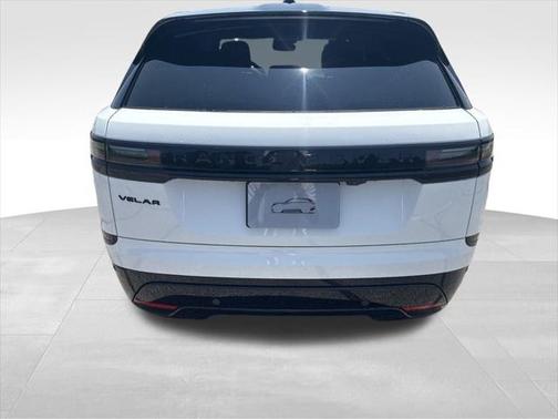 2026 Land Rover Range Rover Velar P250 SE R-Dynamic