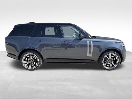 2025 Land Rover Range Rover P530 SE