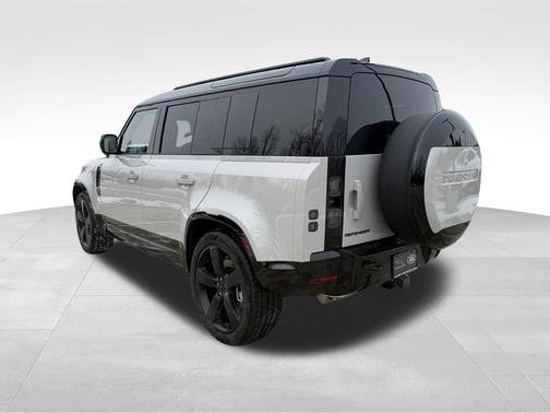 2026 Land Rover Defender P400 X-Dynamic SE