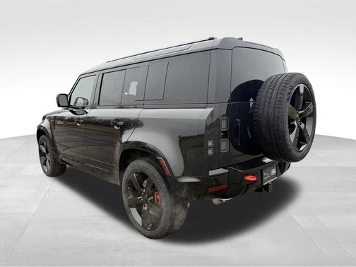 2026 Land Rover Defender P400 X