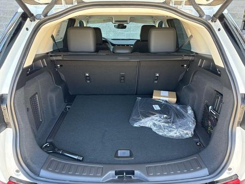 2024 Land Rover Discovery Sport Core S