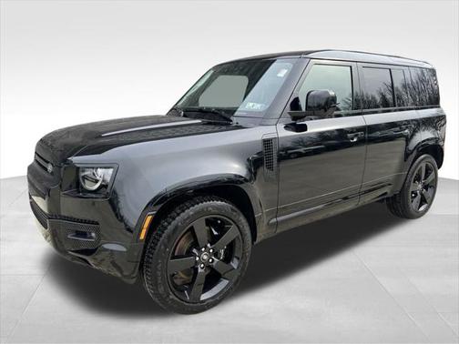 2025 Land Rover Defender 110 V8