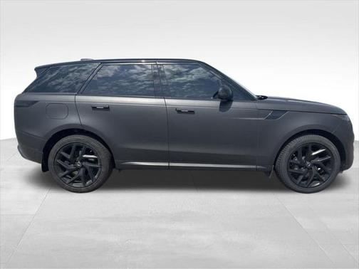 2023 Land Rover Range Rover Sport SE