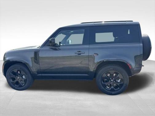 2025 Land Rover Defender 90 P400 X-Dynamic SE