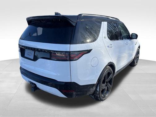 2026 Land Rover Discovery Dynamic SE