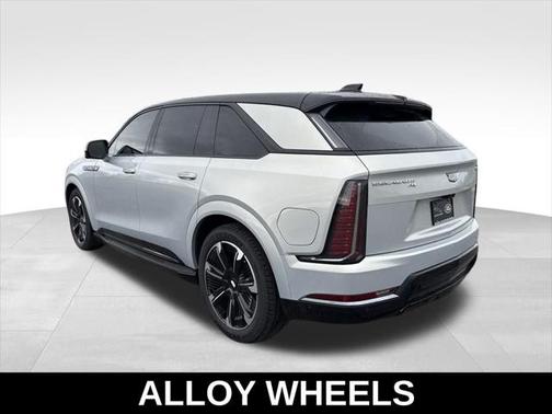 2025 Cadillac Escalade IQ Sport 2