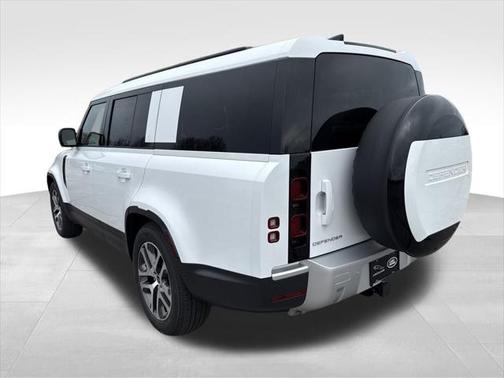 2025 Land Rover Defender 130 P300 S