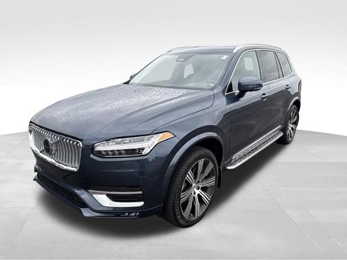 2025 Volvo XC90 B6 Plus 6-Seater