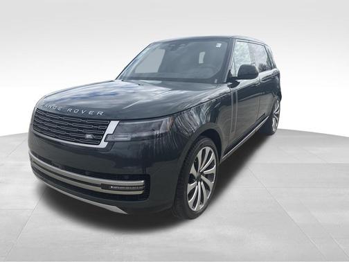 2026 Land Rover Range Rover P400 SE 7 Seat