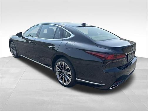 2023 Lexus LS 500 Base