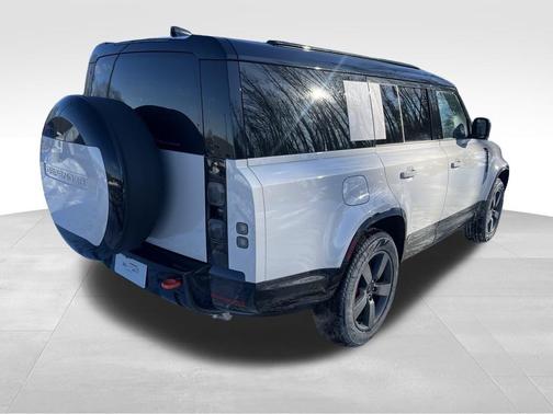 2026 Land Rover Defender P400 X