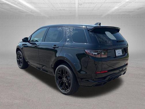Santorini Black Metallic 2026 Land Rover Discovery Sport Landmark