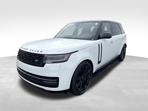 2025 Land Rover Range Rover P400 SE 7 Seat