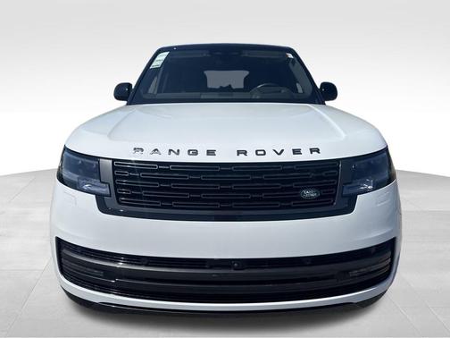 2025 Land Rover Range Rover P400 SE 7 Seat
