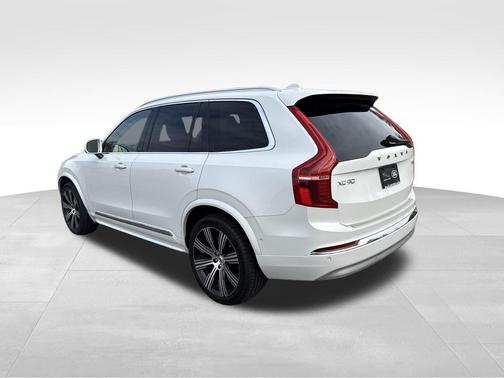 2022 Volvo XC90 T6 Inscription