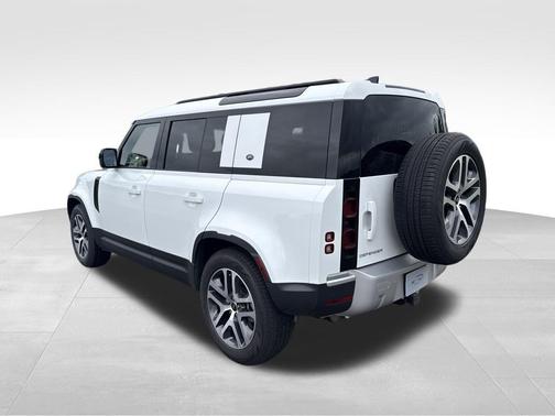 2024 Land Rover Defender 110 P400 S