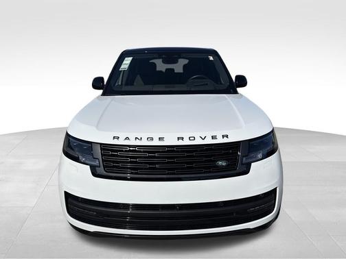 2025 Land Rover Range Rover P400 SE