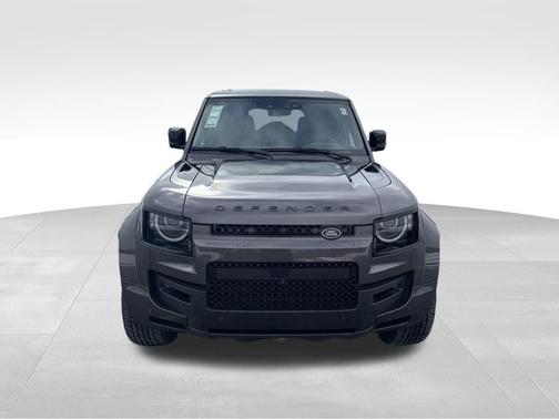 2026 Land Rover Defender OCTA