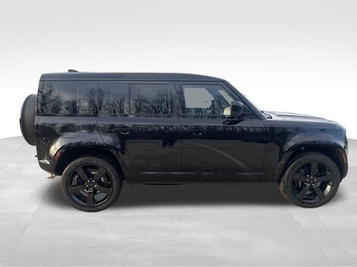Santorini Black Metallic 2026 Land Rover Defender 110 V8