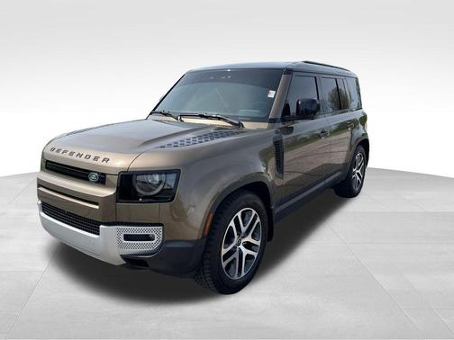 Gondwana Stone Metallic 2024 Land Rover Defender 110 P300