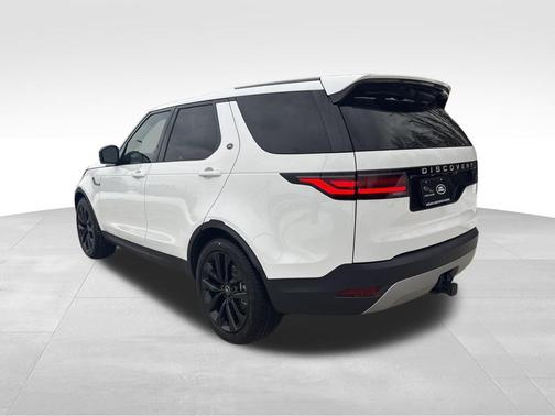 2026 Land Rover Discovery S