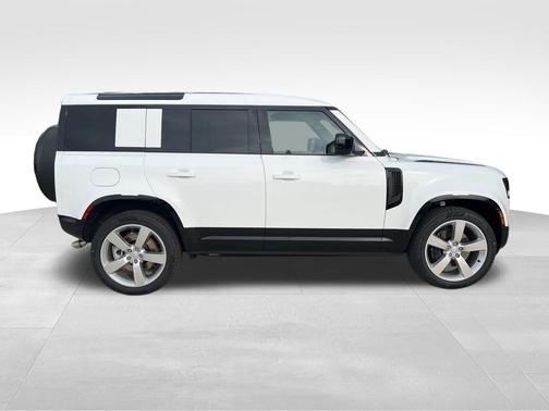 2025 Land Rover Defender X-Dynamic SE