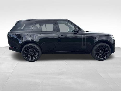 2025 Land Rover Range Rover P400 SE